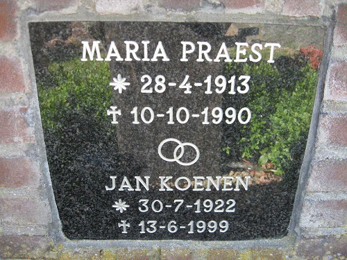 grst-Koenen-Preast.gif
