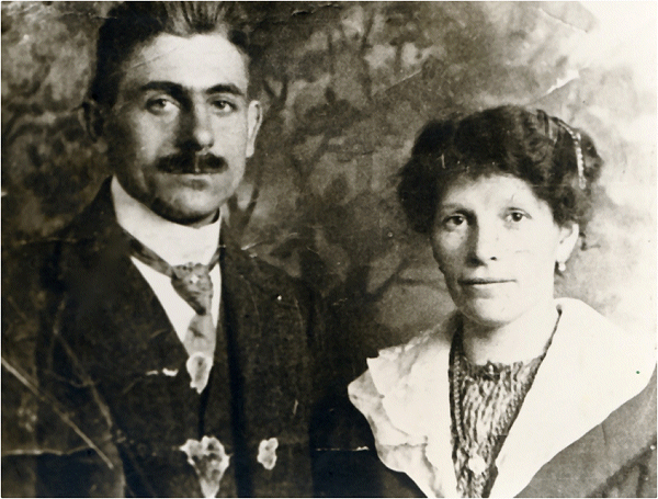 Koenen-Gramser-trfoto-600.gif
