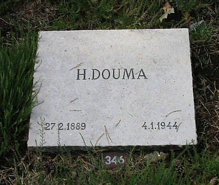 grst-Douma-1944.gif